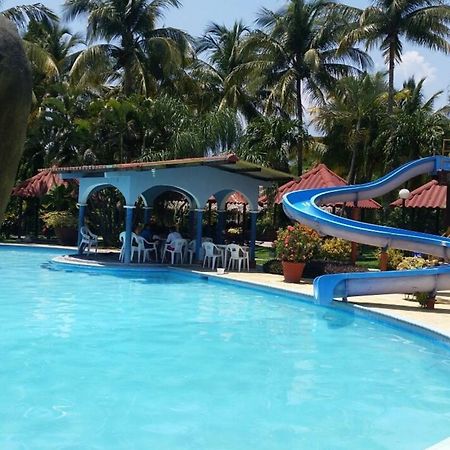 Hotel Santa Cruz Zapaca Zewnętrze zdjęcie