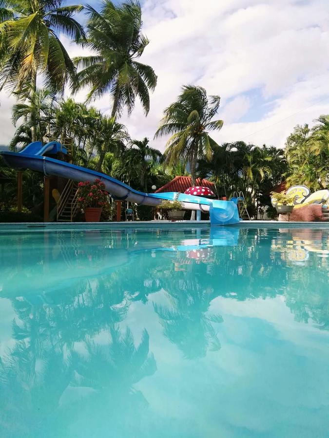 Hotel Santa Cruz Zapaca Zewnętrze zdjęcie